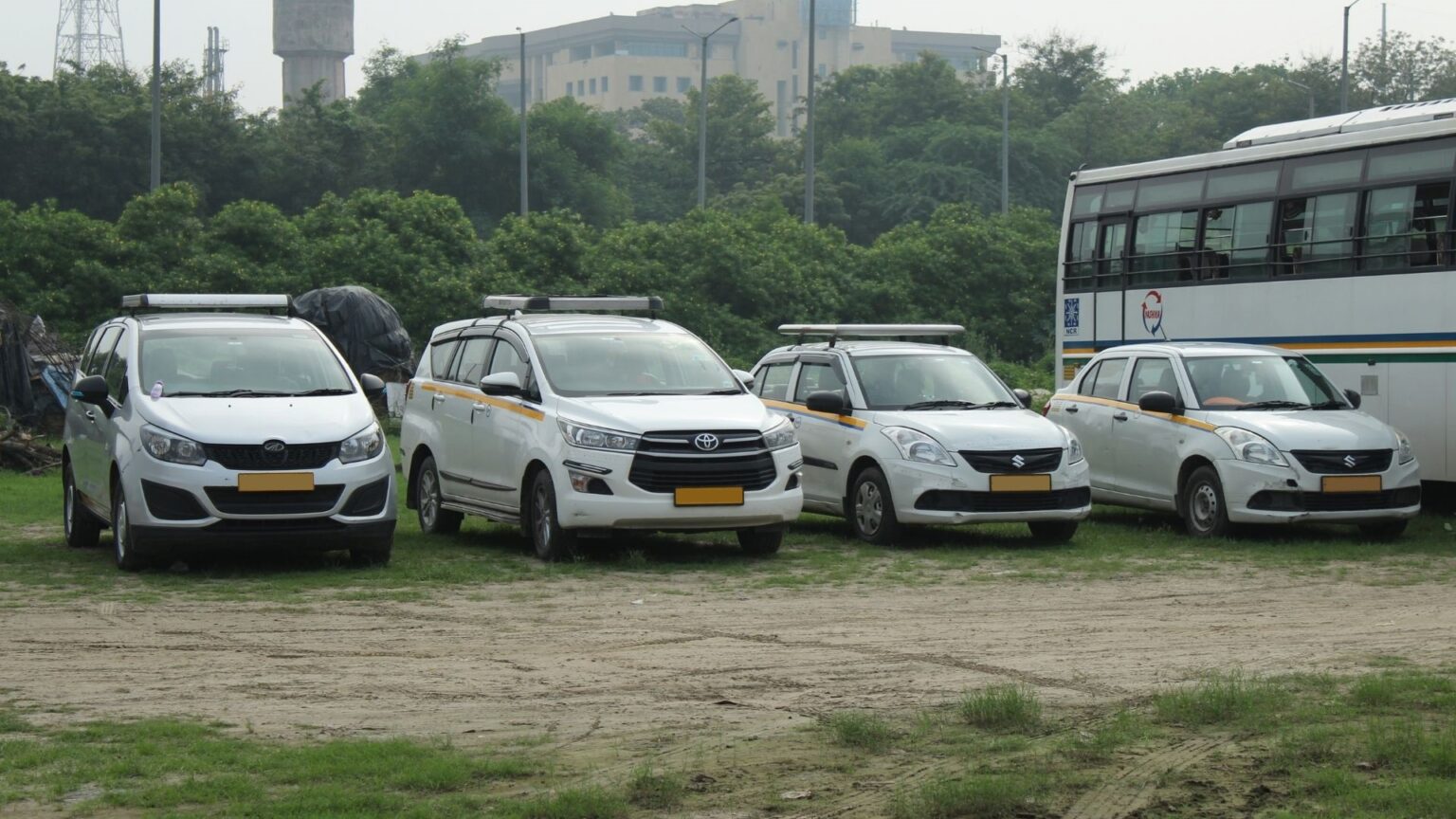 Our Gallery Yashika Tour Travels Book Tempo Traveller Volvo Bus 