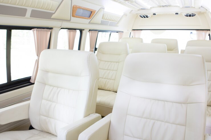 Tempo Traveller 12 seater in Noida